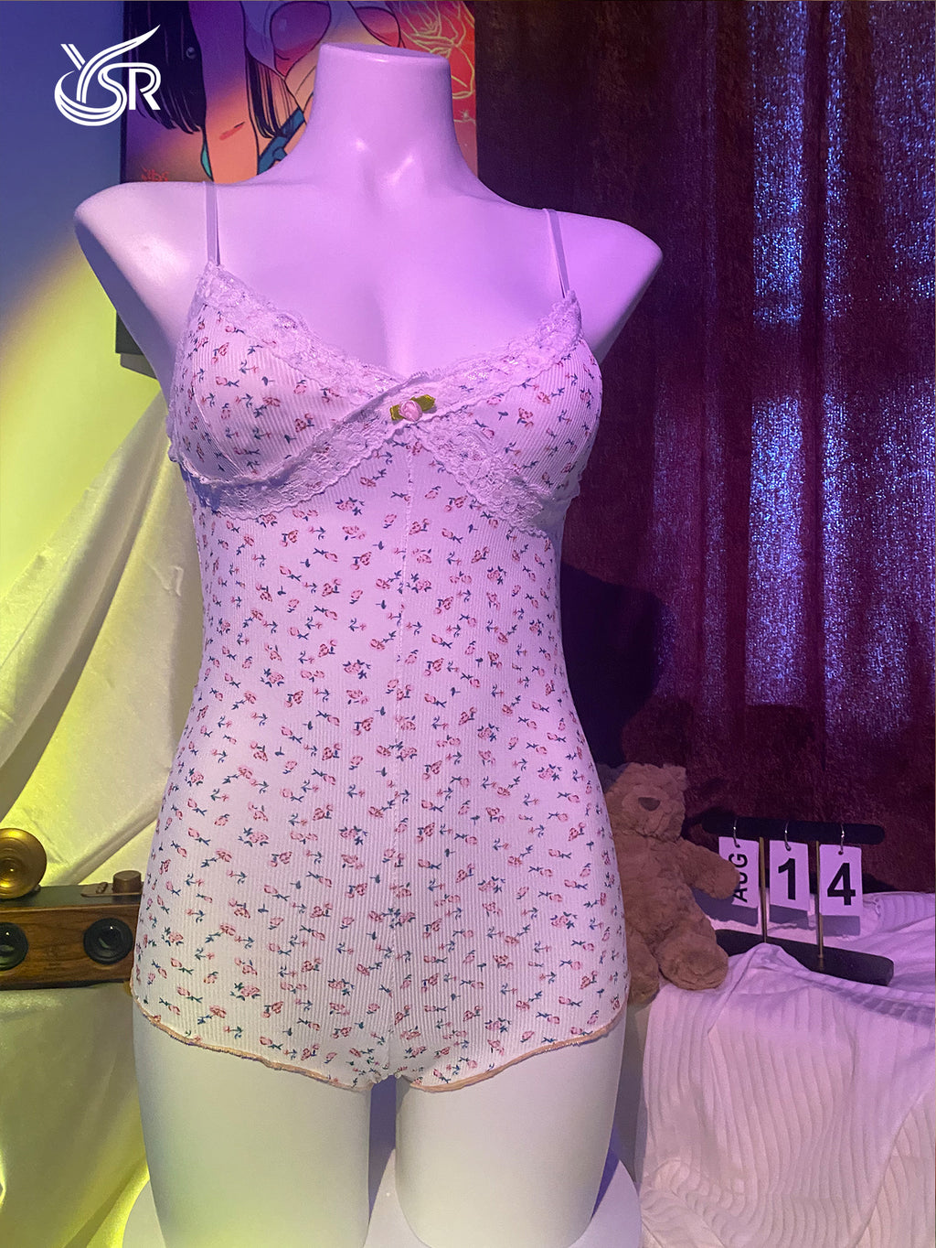 Roseberrry Sweetheart Sweet Floral Blossoms with Chest Cushion, Hip Wrapping Sleeping Skirt, Sexy Lace V-neck Girl's Pajama